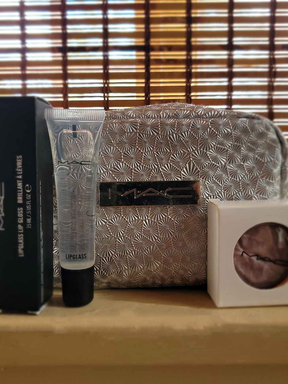 MAC Makeup With Cosmetics Bag